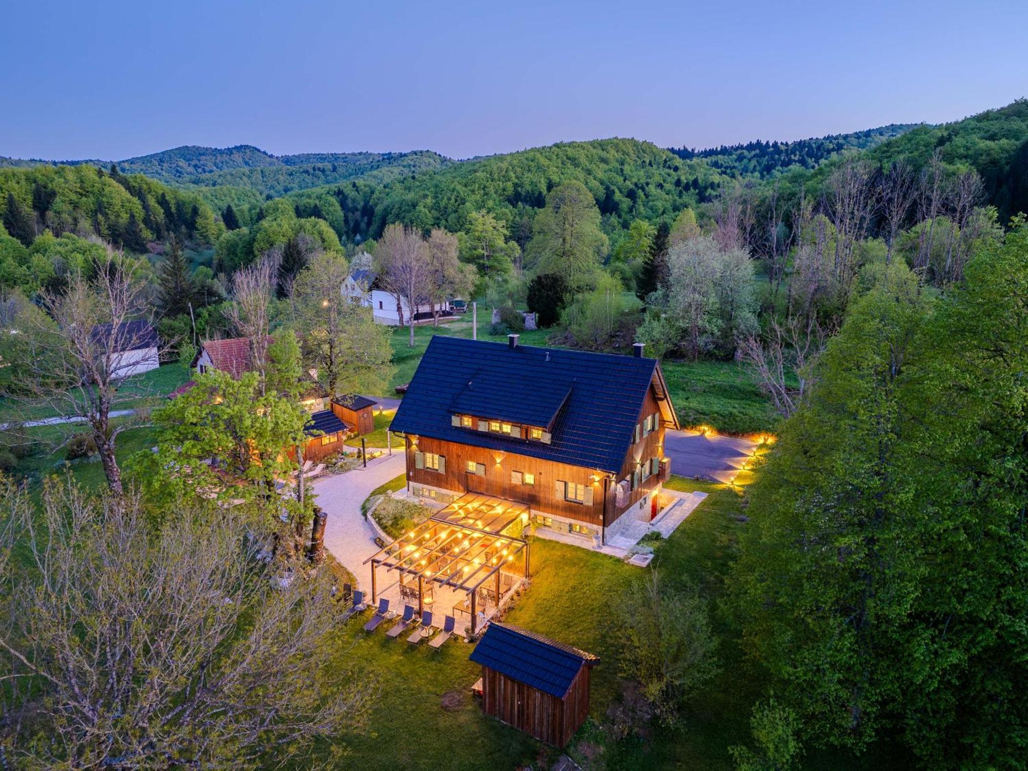 Hotel Tesla'S Gastro House Plitvice Plitvická jezera Exteriér fotografie